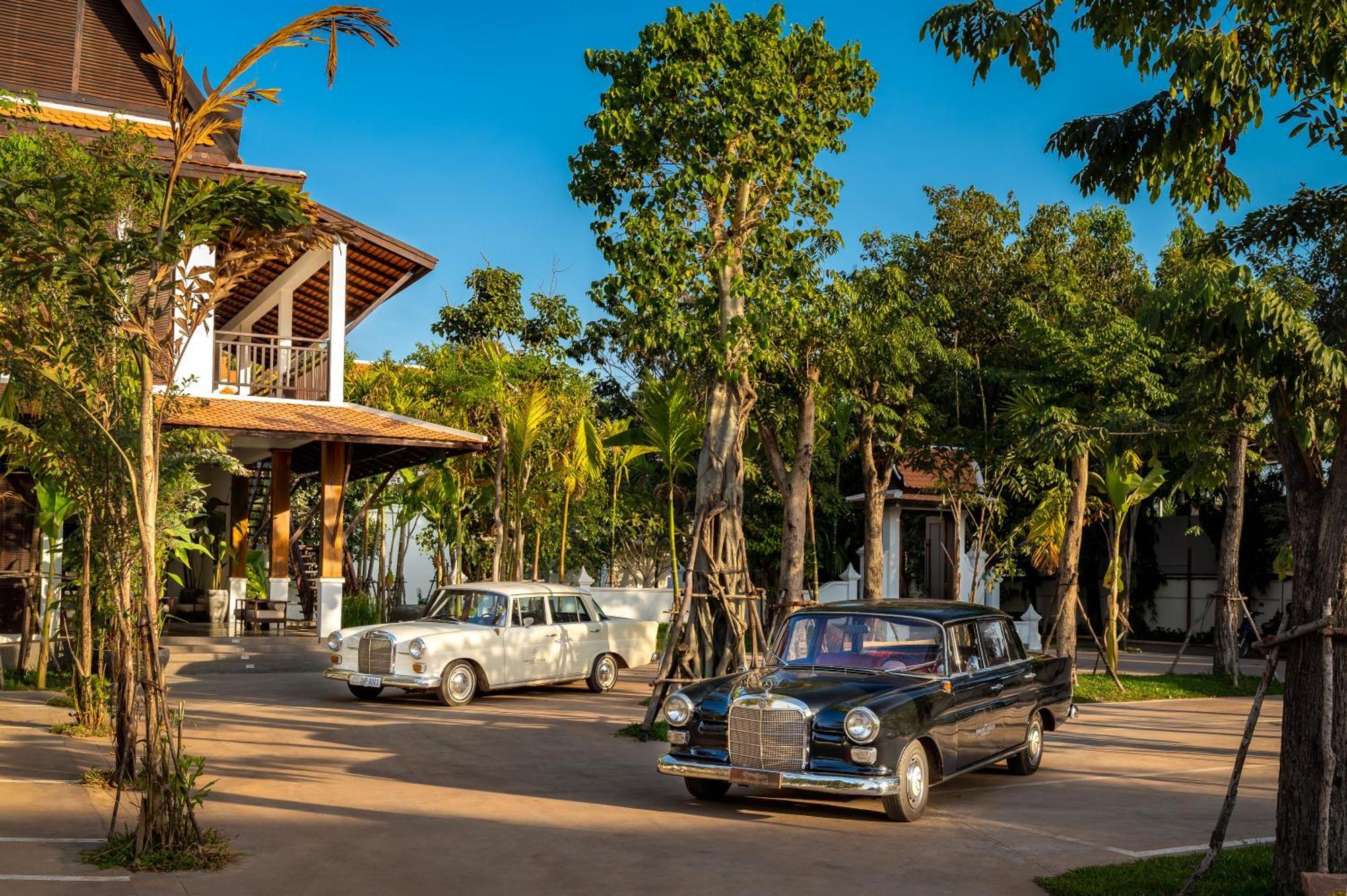 The Embassy Angkor Resort & Spa Siem Reap Exterior foto
